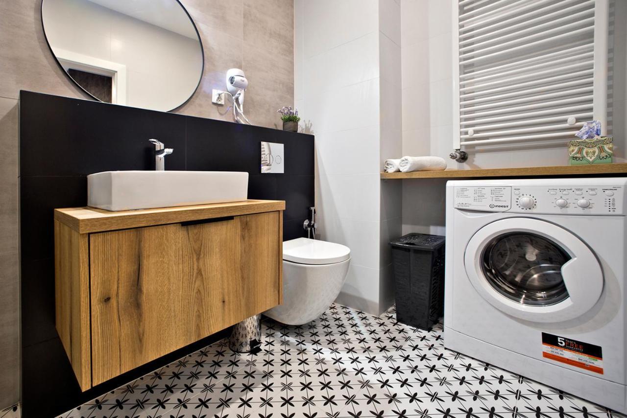 Komputerowa Serviced Apartments By P&O Warsawa Bagian luar foto